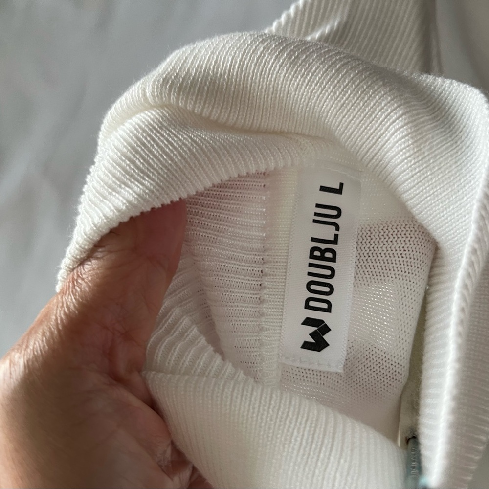 Doublju White Sweater
